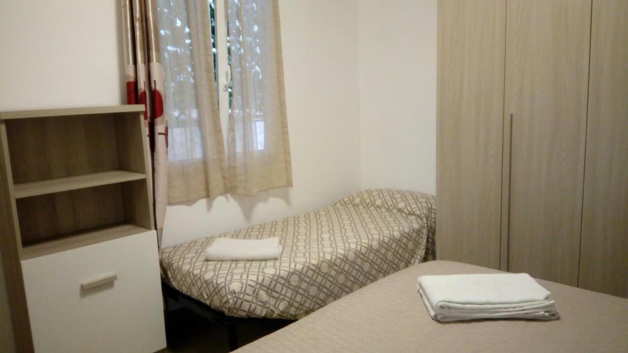 New Prophet Appartamenti Cattolica Bagian luar foto